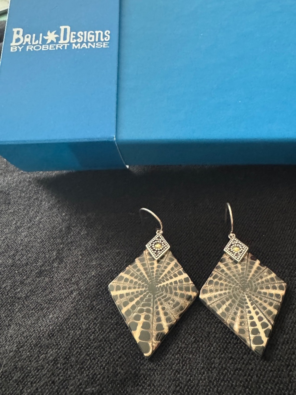 NIB Robert Manse Bali Designs Sterling Silver and 18K Gold Bali Earrings